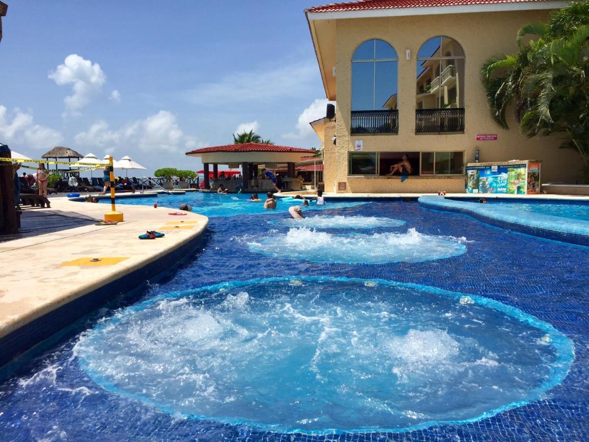 Caribbean Apartment Cancún Esterno foto